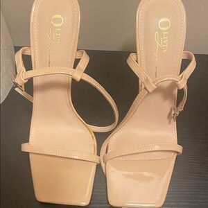 Women's Tan Strappy Heels